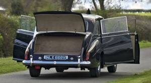 Image 19/50 of Rolls-Royce Phantom V James Young (1964)