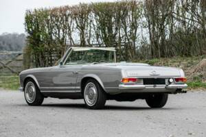Image 37/37 of Mercedes-Benz 280 SL (1970)
