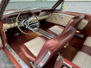 Image 14/33 of Ford Mustang GT (1966)