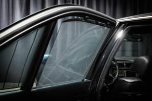 Image 30/41 of BMW 750i (2000)