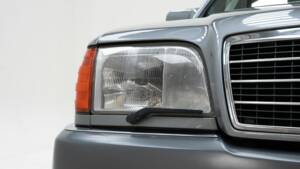 Bild 10/15 von Mercedes-Benz 300 SE (1992)