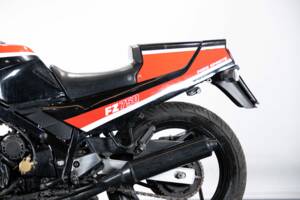 Image 17/50 of Yamaha FZ 750 (1986)