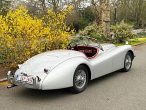 Image 10/50 of Jaguar XK 120 OTS (1953)