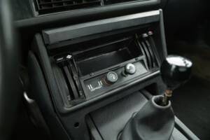 Image 25/50 of Triumph TR 7 Europa (1977)