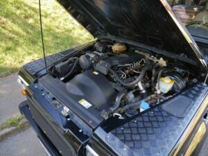 Image 33/50 of Land Rover Defender 110 (1900)