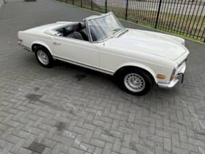 Bild 4/40 von Mercedes-Benz 280 SL (1969)