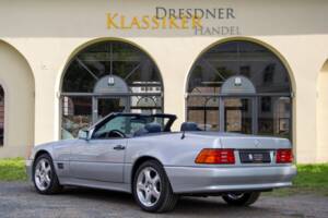 Image 5/34 of Mercedes-Benz 300 SL (1991)