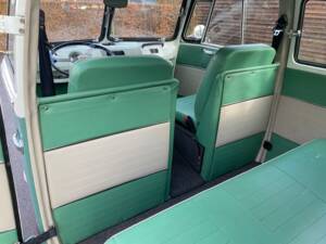 Imagen 8/19 de Volkswagen T1 Samba 1.2 (1959)