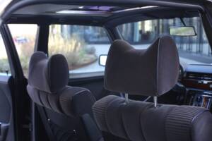 Afbeelding 10/46 van Mercedes-Benz 450 SEL 6,9 (1977)