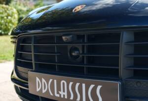 Bild 8/28 von Porsche Macan S (2020)