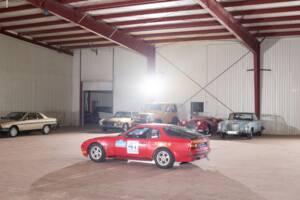 Image 11/38 of Porsche 944 (1985)