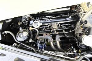 Image 37/50 of Bentley S 1 Continental DHC (1955)