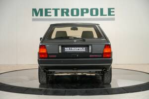 Image 21/46 of Lancia Delta HF Integrale (1988)