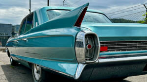 Image 5/11 of Cadillac 75 Fleetwood (1962)