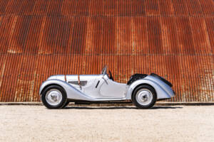 Image 4/35 of BMW 328 (1938)