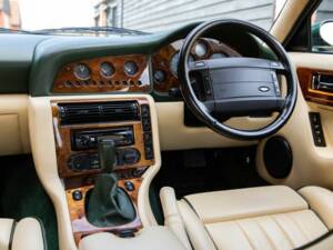 Imagen 31/50 de Aston Martin V8 Coupé (1996)