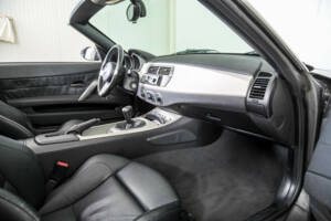 Imagen 12/50 de BMW Z4 2.2i (2004)