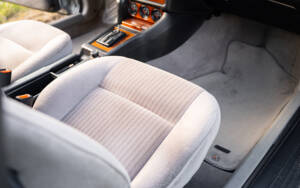 Image 35/70 of Audi 90 - 2.3E (1990)