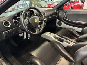 Image 15/22 of Ferrari 360 Spider (2006)