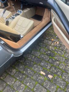 Image 17/114 de Ferrari 308 GTS Quattrovalvole (1985)