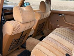 Bild 18/45 von Mercedes-Benz 450 SEL (1980)