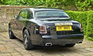 Immagine 17/50 di Rolls-Royce Phantom Coupé (2010)