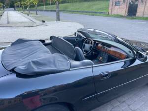 Imagen 29/46 de Jaguar XK8 4.0 (1997)