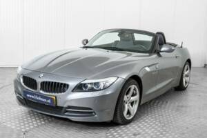 Image 18/50 of BMW Z4 sDrive23i (2010)