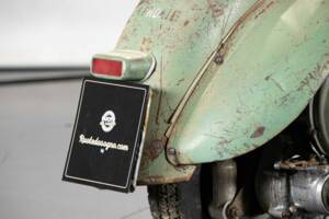 Image 11/50 de Piaggio Vespa 125 (1953)