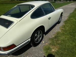 Image 12/44 of Porsche 912 (1968)
