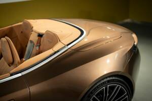Bild 14/51 von Aston Martin DB12 Volante (2024)