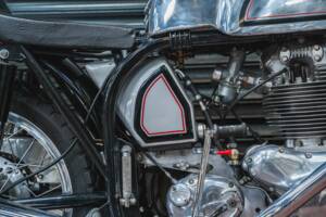 Immagine 20/38 di Norton Dominator Slimline TT (1961)