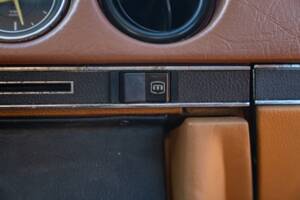 Afbeelding 34/50 van Mercedes-Benz 450 SLC (1972)
