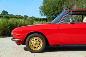 Bild 22/50 von Lancia Fulvia 1.3 S (1975)