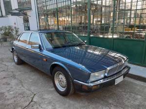 Image 5/29 of Jaguar Sovereign 3.6 (1988)