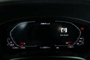 Image 21/50 of BMW M5 xDrive (2022)