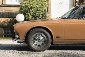 Image 40/50 of Jaguar XJ 12 (1972)