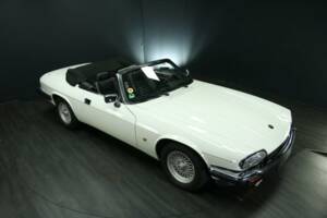 Image 33/50 de Jaguar XJS 5.3 V12 (1992)