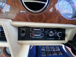 Bild 47/50 von Bentley Turbo R (1987)