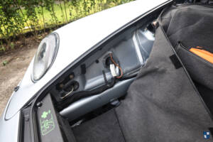Image 28/90 de Porsche 911 Carrera 4S (1996)