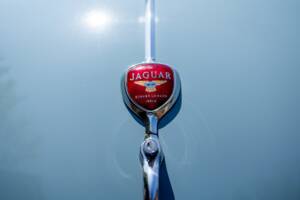 Image 12/50 of Jaguar XK 140 FHC (1955)