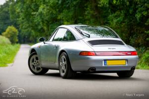 Image 55/63 of Porsche 911 Carrera (1996)