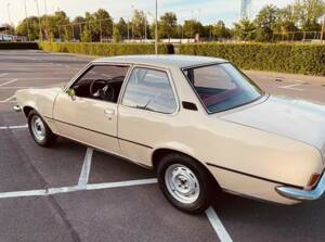 Bild 2/5 von Opel Rekord 1700 (1974)