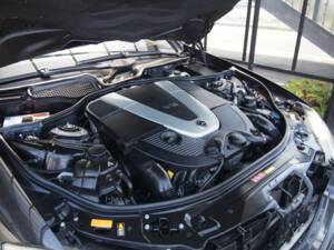 Bild 5/35 von Mercedes-Benz S 600 L (2008)