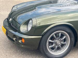 Bild 18/41 von MG RV8 (1994)