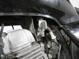 Immagine 24/40 di Honda CB 250 (1997)