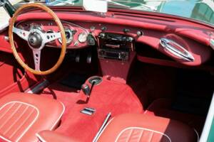 Image 24/40 of Austin-Healey 3000 Mk II (BT7) (1961)