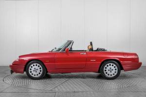 Bild 11/50 von Alfa Romeo 2.0 Spider (1992)