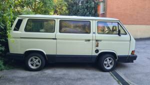 Bild 4/17 von Volkswagen T3 Bus 2.1 (G-Kat) (1989)