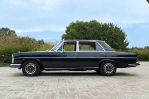 Image 4/50 of Mercedes-Benz 300 SEL 3.5 (1973)